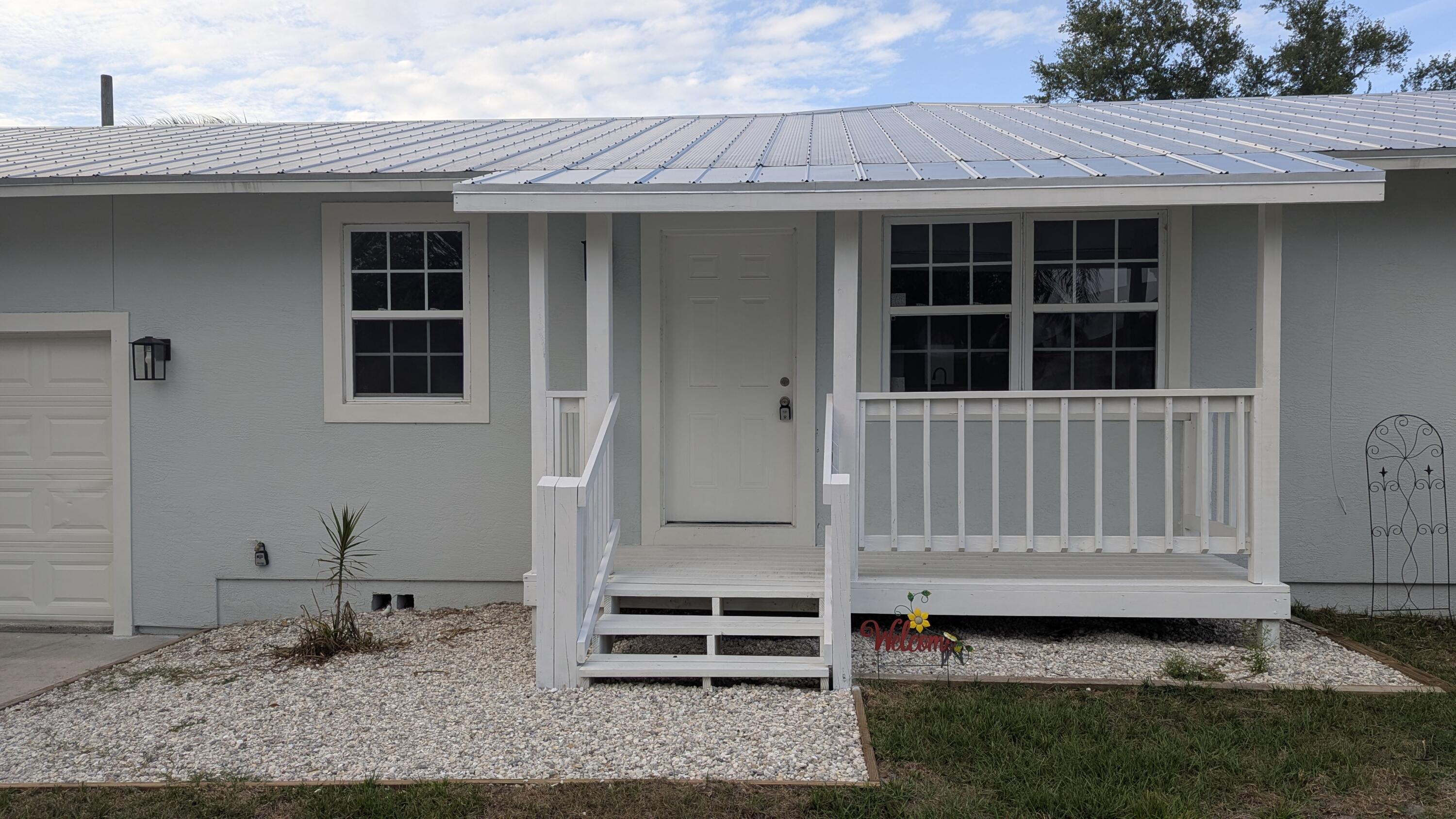 SEBASTIAN HIGHLANDS UNIT 10 - Residential