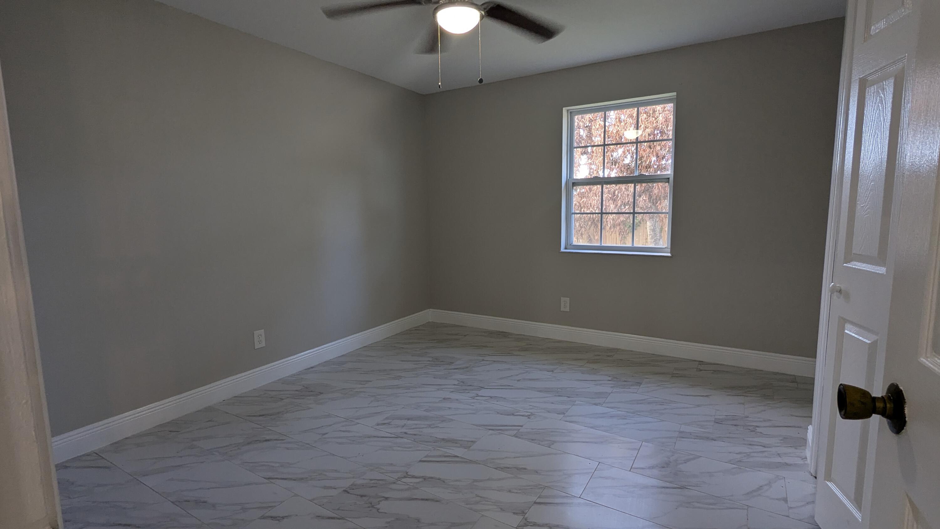 SEBASTIAN HIGHLANDS UNIT 10 - Residential