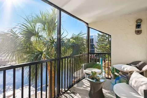 10 Royal Palm Way Unit 202, Boca Raton, FL 33432 - MLS#: R11050301