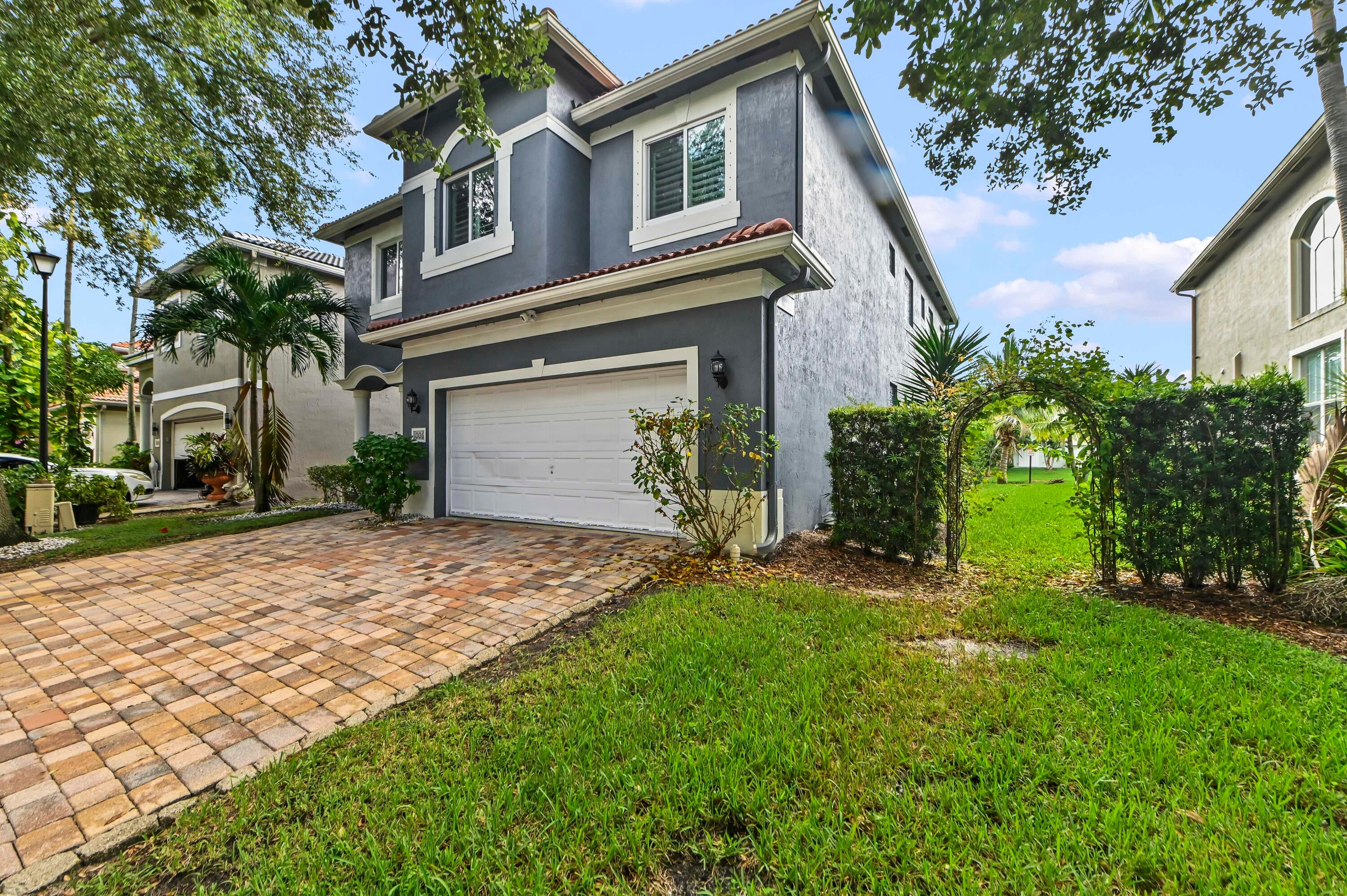 1006 Center Stone Lane