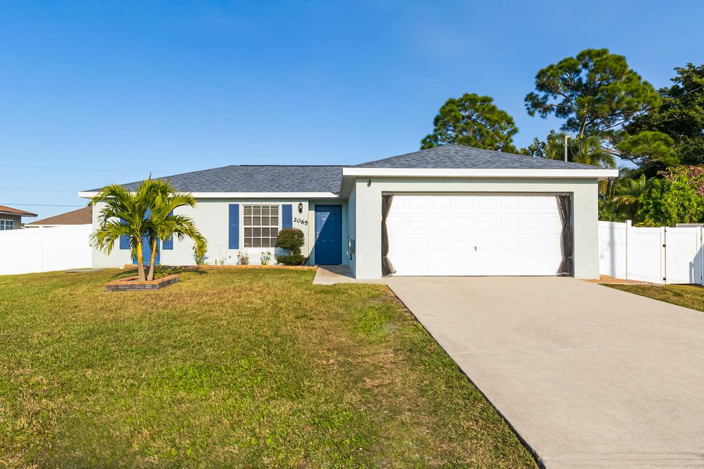 Photo of 2065 SW Gemini Lane, Port Saint Lucie, FL 34984 (MLS # R11157998)