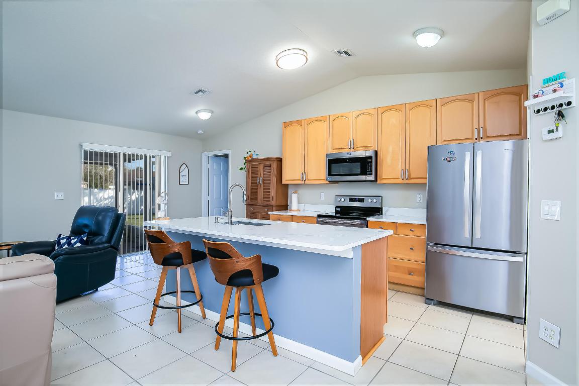 PORT ST LUCIE SECTION 13 - Residential