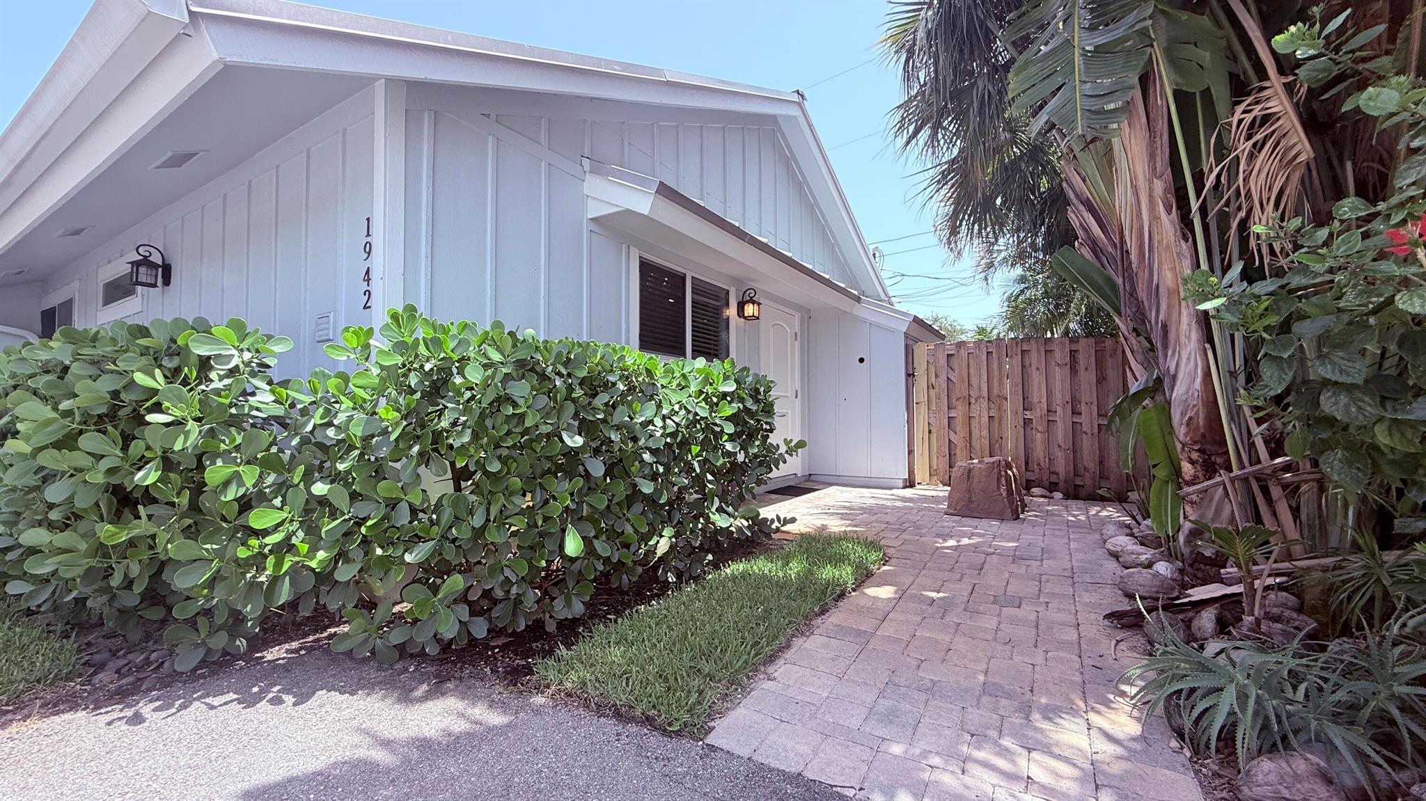 1942 Windsor Drive