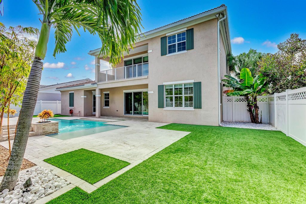 Photo of 1139 Turnbridge Dr, Jupiter, FL 33458 (MLS # R11057042)