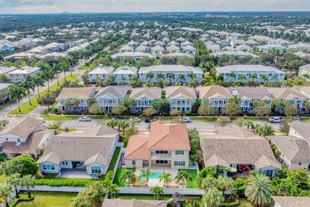 Photo of 1139 Turnbridge Dr, Jupiter, FL 33458 (MLS # R11057042)