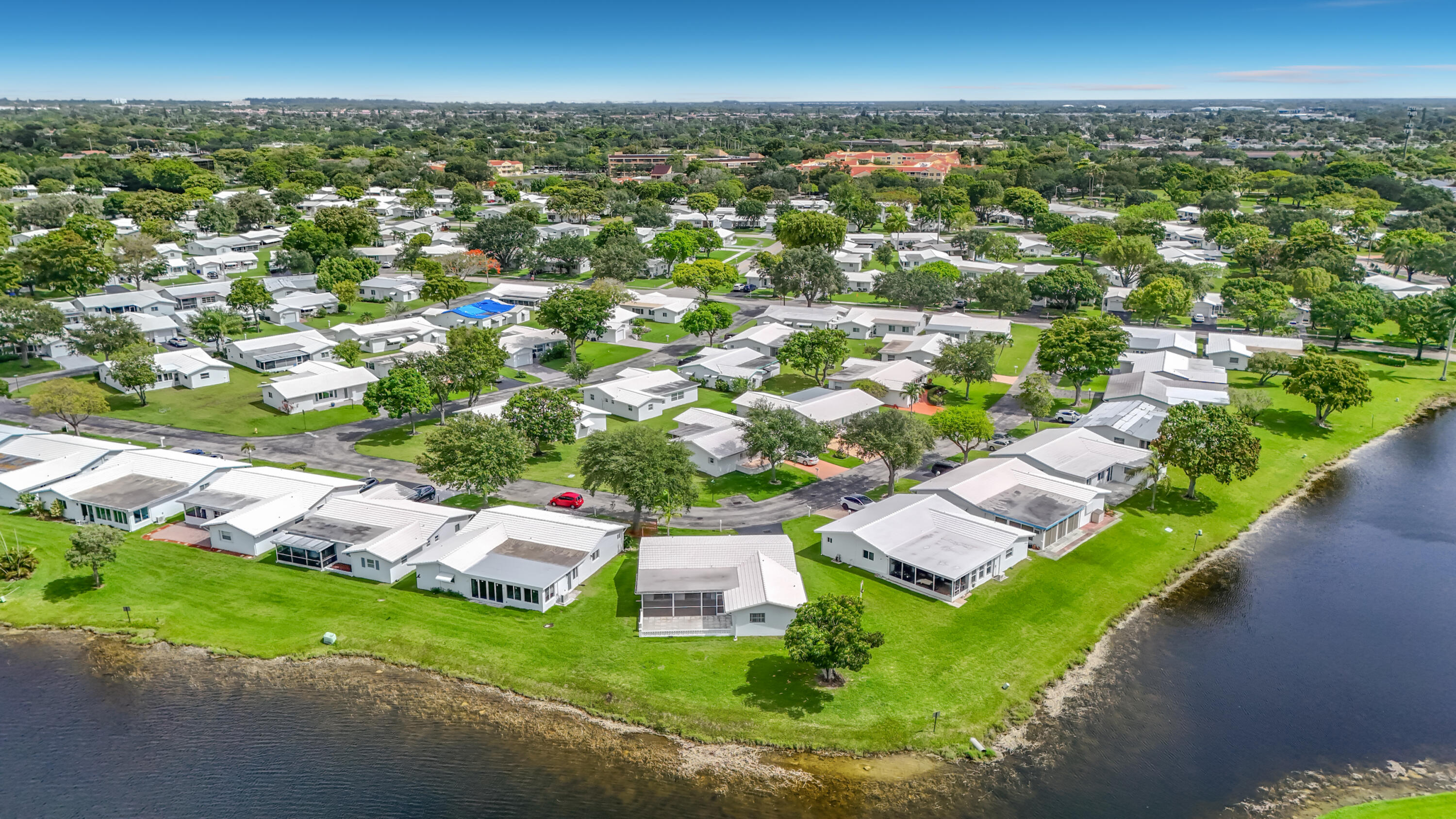 LAUDERDALE WEST 2 SEC - Residential