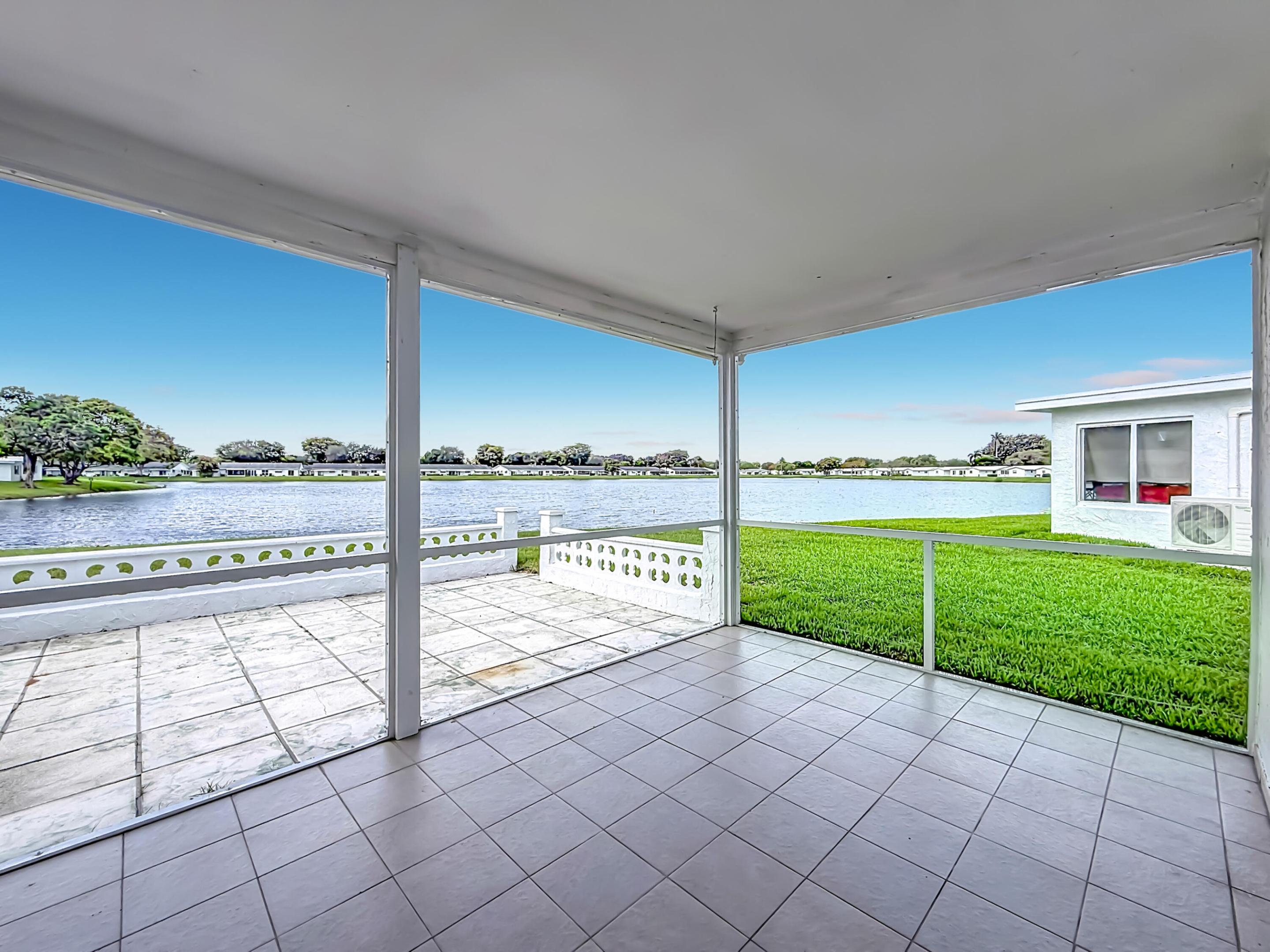 LAUDERDALE WEST 2 SEC - Residential