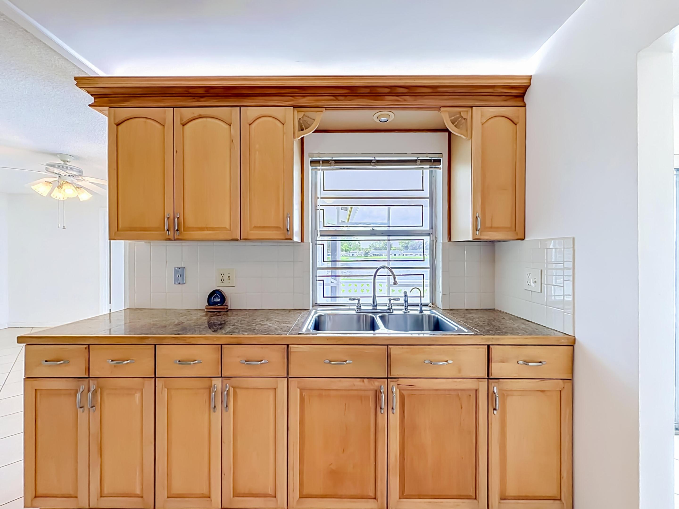 LAUDERDALE WEST 2 SEC - Residential