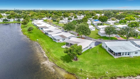 Tiny photo for 8504 NW 14th Street, Plantation, FL 33322 (MLS # B26032239)