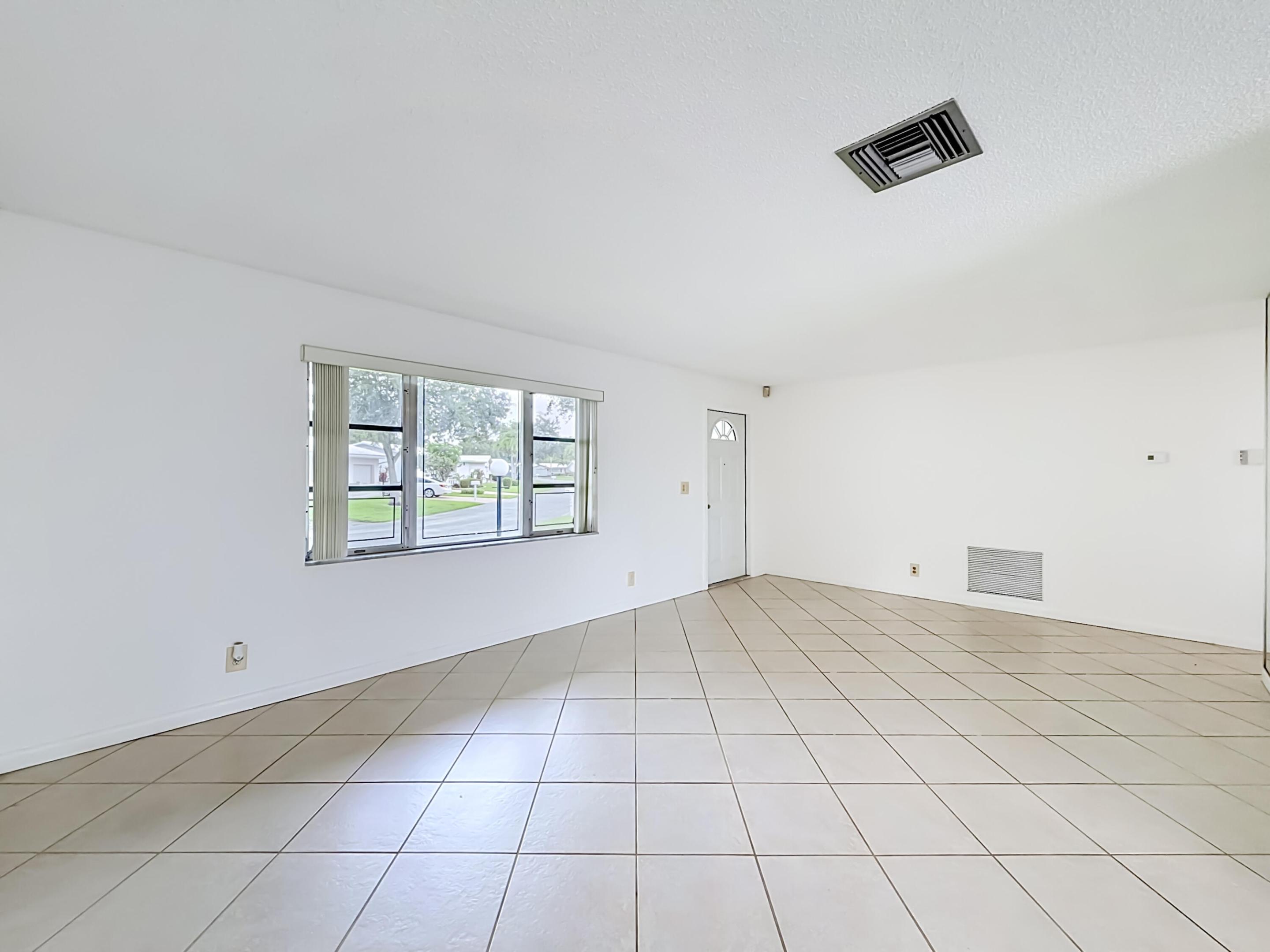 LAUDERDALE WEST 2 SEC - Residential