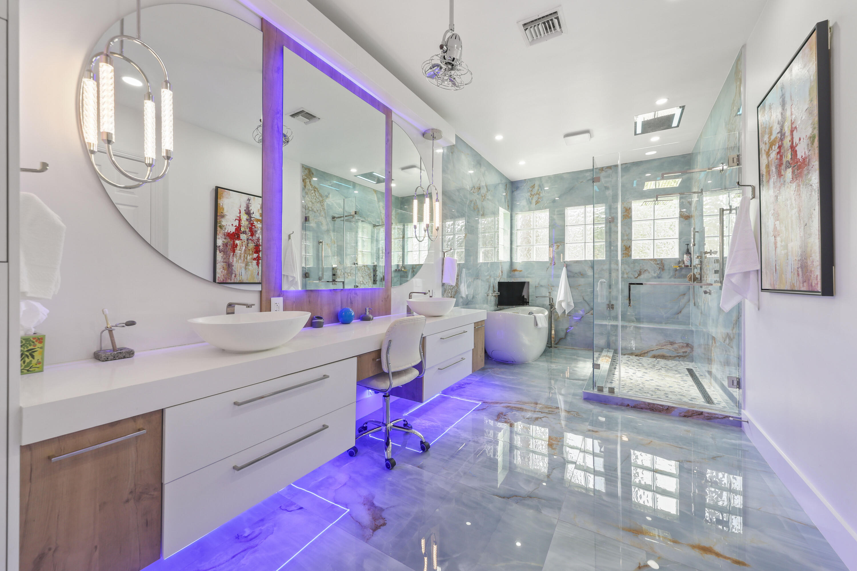 PARKLAND ISLES - Residential