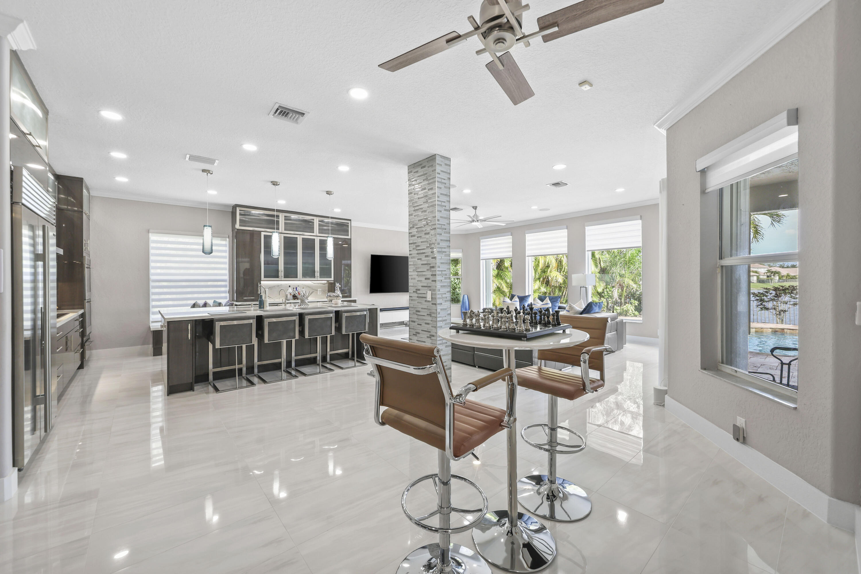 PARKLAND ISLES - Residential