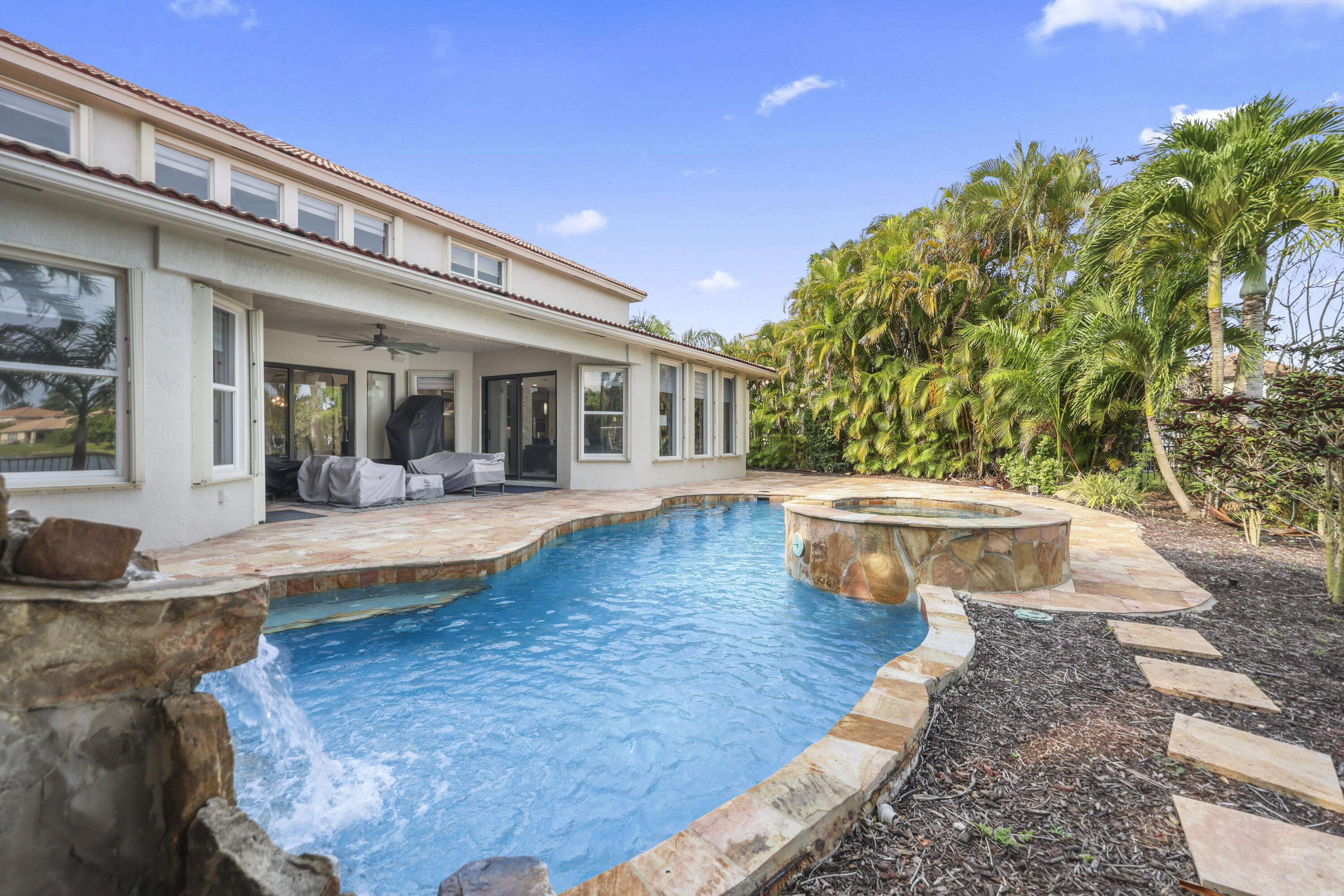 PARKLAND ISLES - Residential