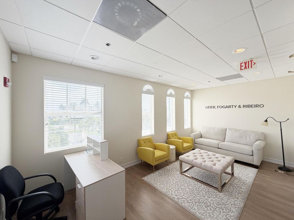 Photo of 7999 N Federal Highway #300, Boca Raton, FL 33487 (MLS # B26003078)