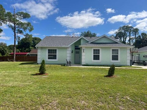Photo of 5101 Matanzas Avenue, Fort Pierce, FL 34946 (MLS # B26017609)
