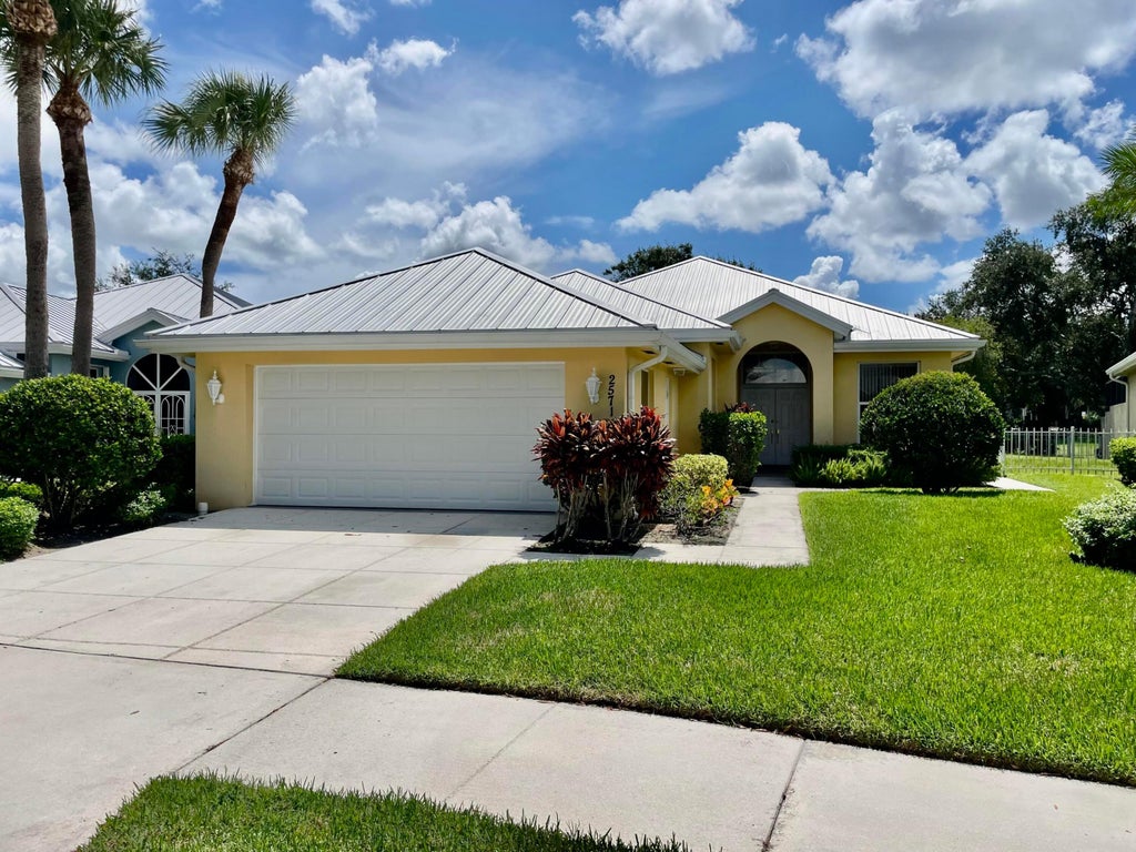 Photo of 2571 SW Greenwich Way, Palm City, FL 34990 (MLS # B26074176)