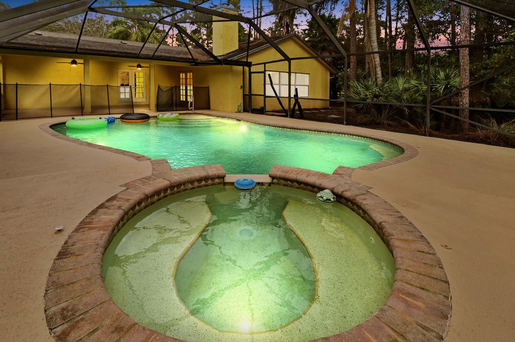 Photo of 14846 61st Court North, Loxahatchee, FL 33470 (MLS # R10949282)