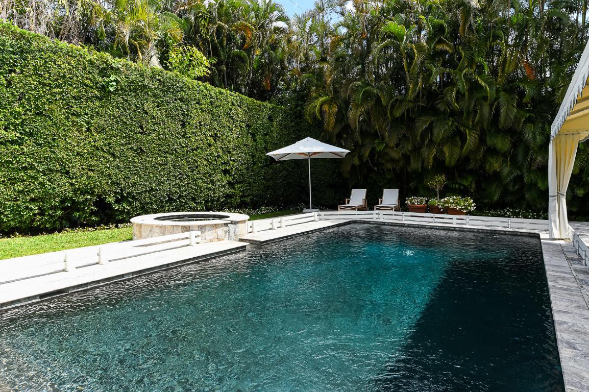 COCOANUT GROVE - Residential