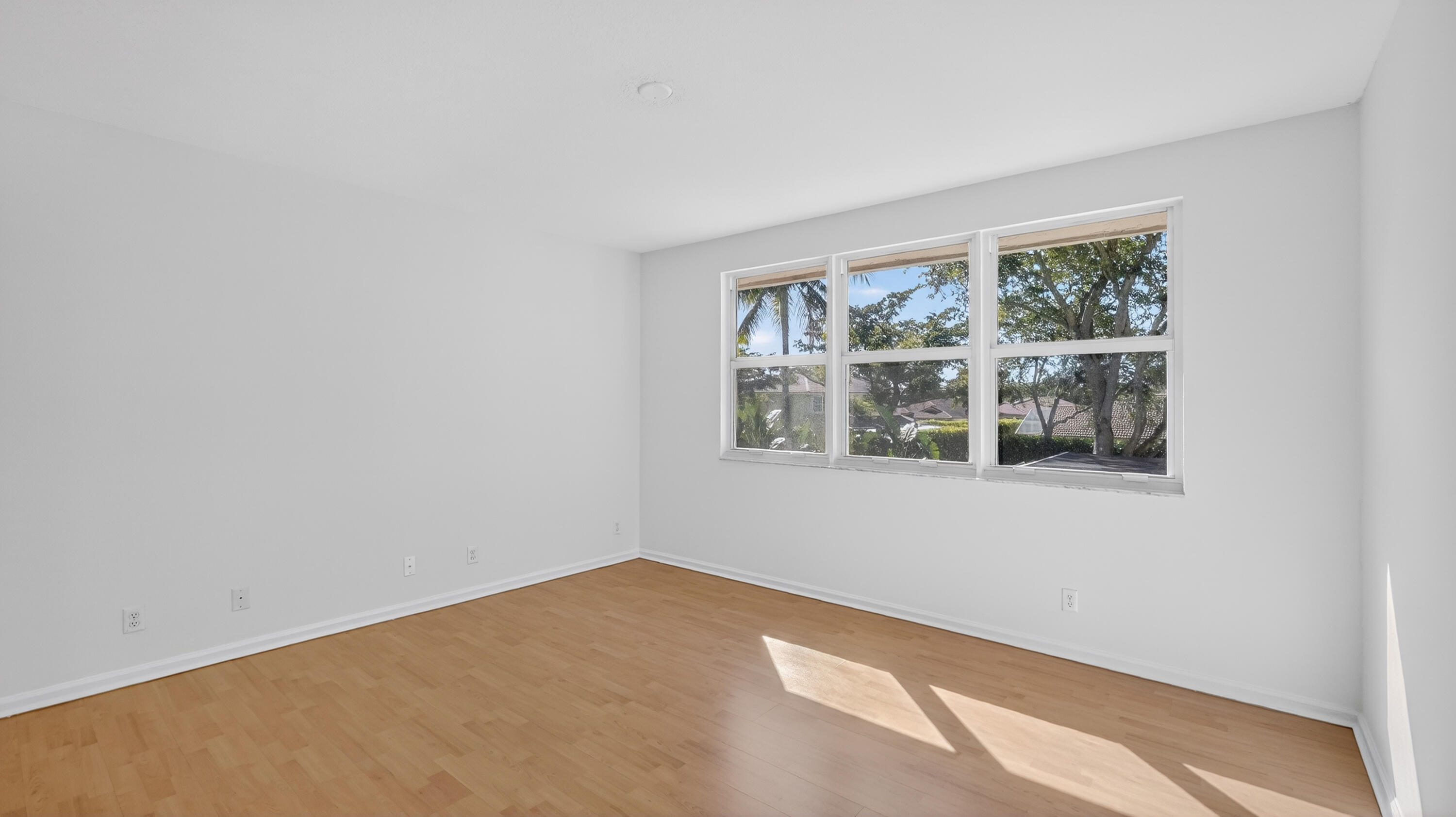 HOLIDAY SPRINGS VILLAGE SEC 5 - Residential