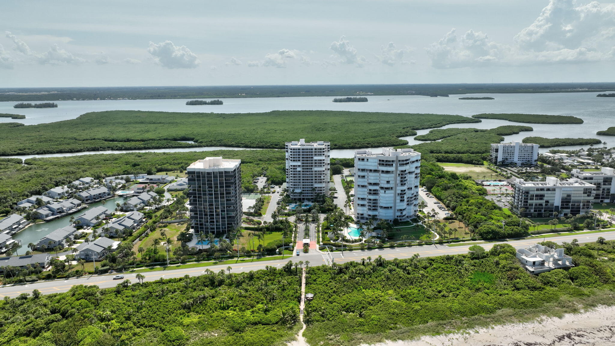 SEABREEZE AT ATLANTIC VIEW CONDOMINIUM - Residential