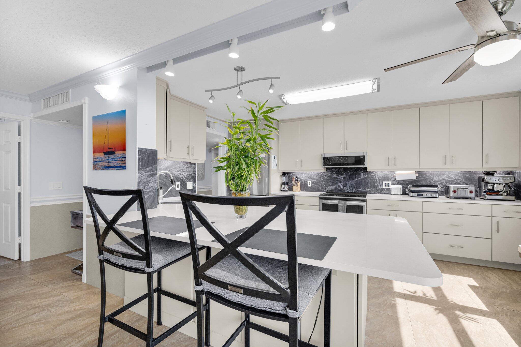 SEABREEZE AT ATLANTIC VIEW CONDOMINIUM - Residential