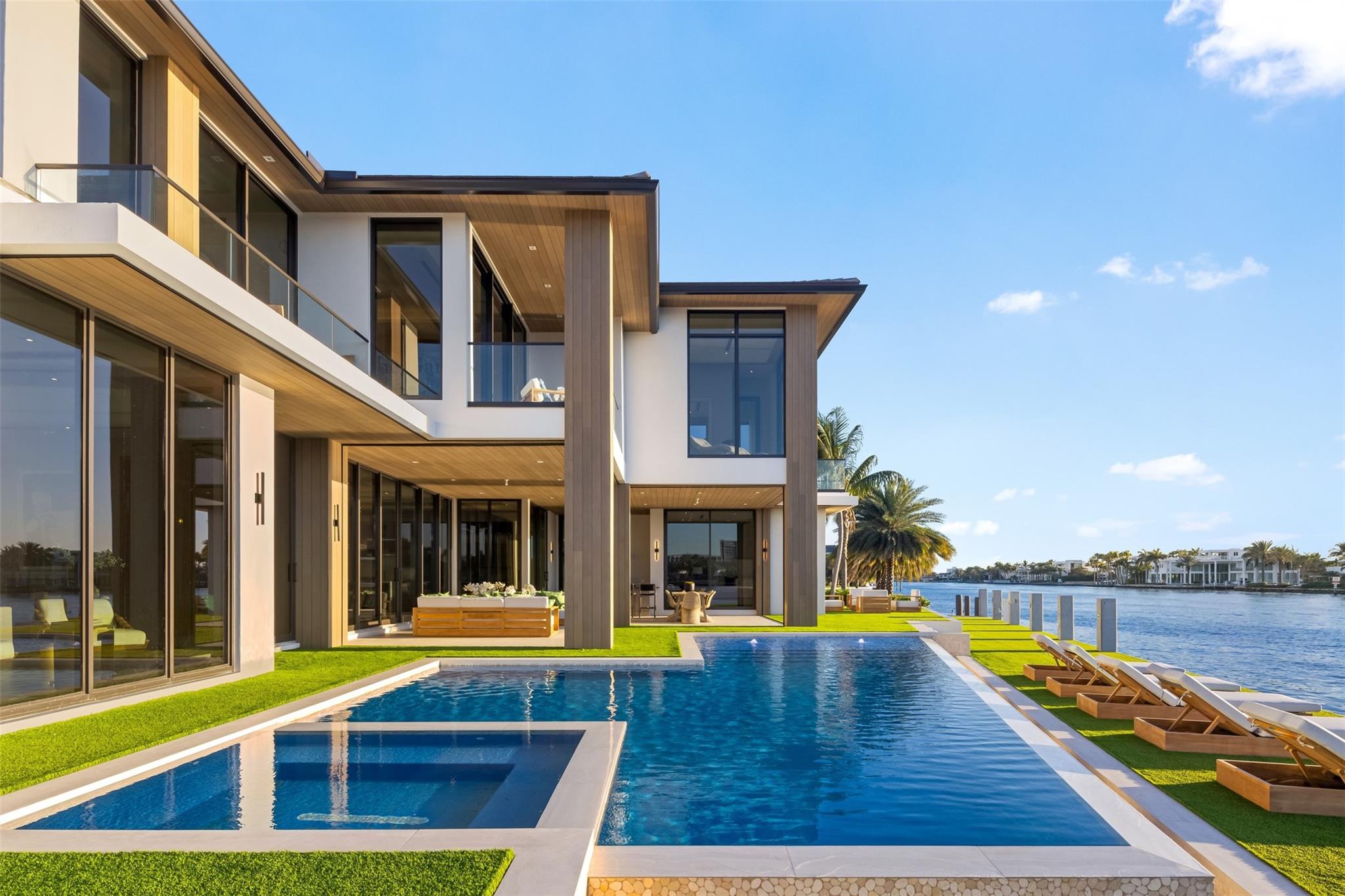 Sea Ranch Lakes - Residential