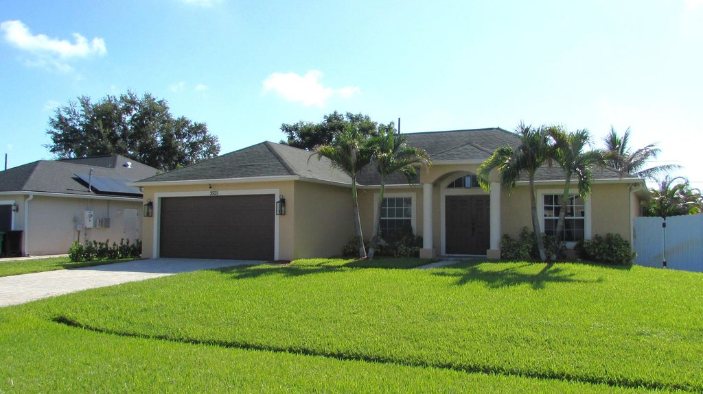 Photo of 3525 SW VICEROY Street, Port Saint Lucie, FL 34953 (MLS # B26082977)