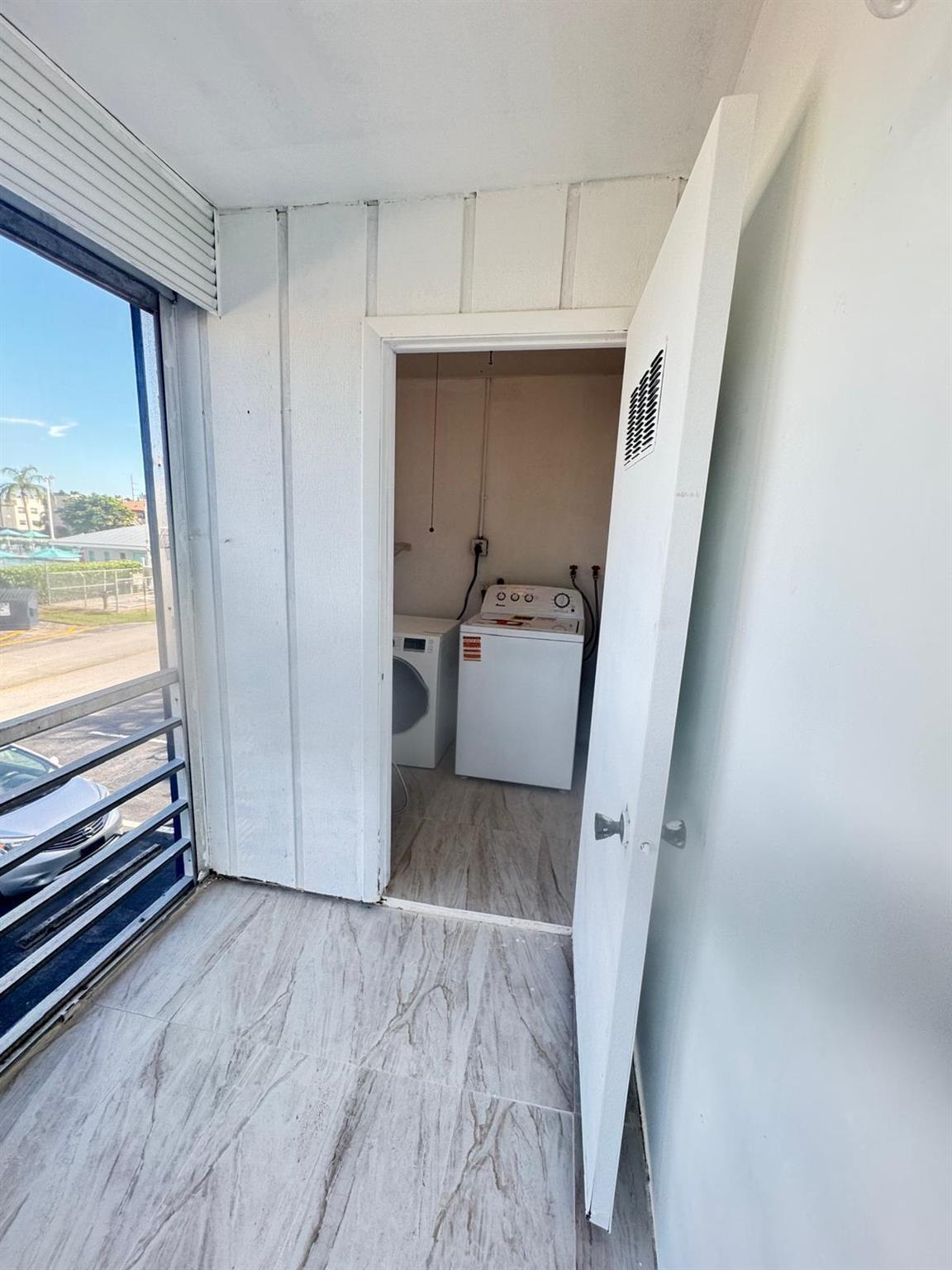 kings point - Residential Lease