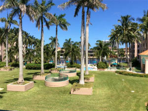 MIZNER COURT - Residential