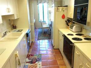 MIZNER COURT - Residential