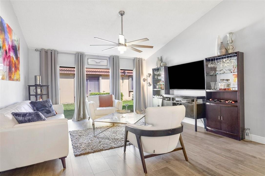 LAKE COLONY-BROOKWOOD GAR - Residential