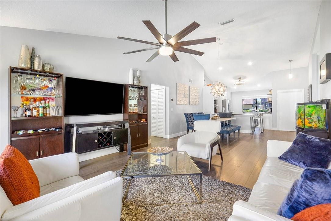 LAKE COLONY-BROOKWOOD GAR - Residential