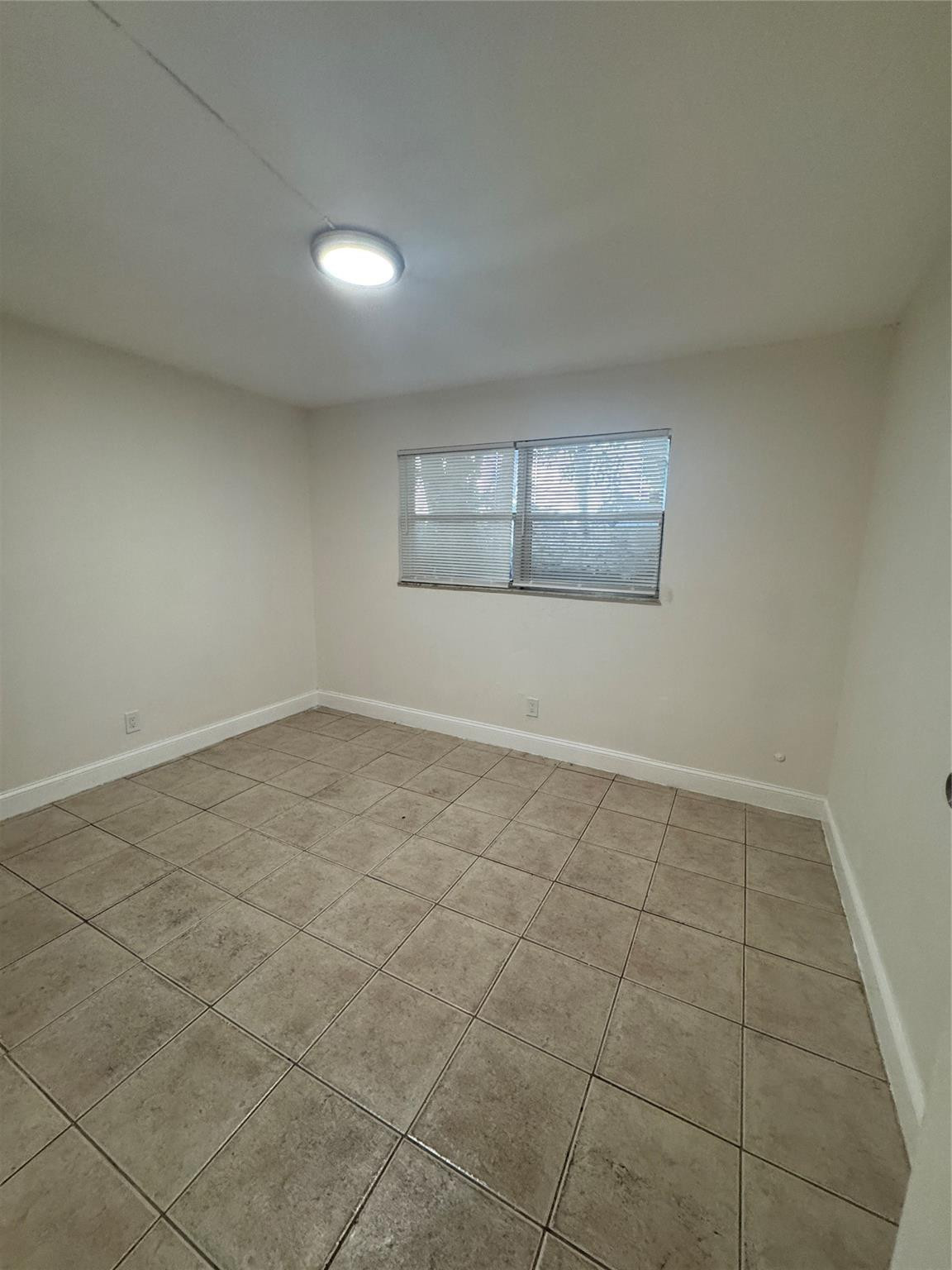 Sunrise Golf Village Sec - Residential Lease