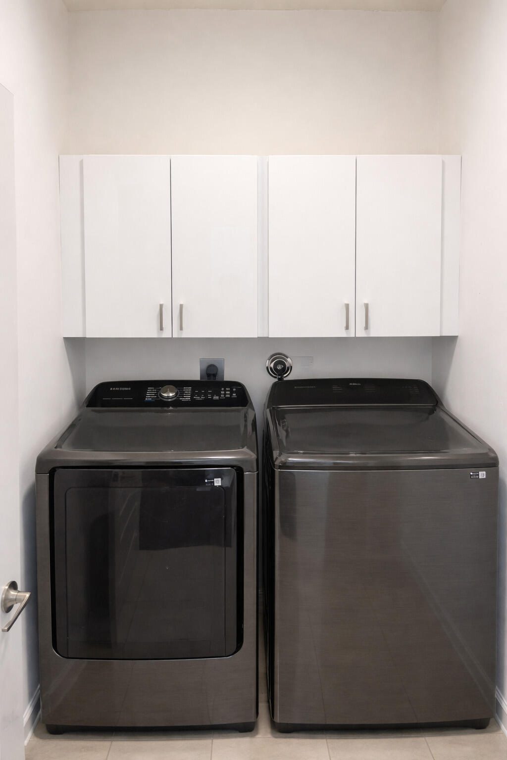 CHAMPION LAKES - Residential Lease