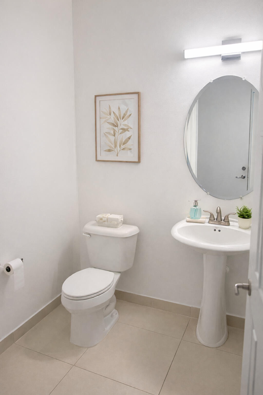 CHAMPION LAKES - Residential Lease