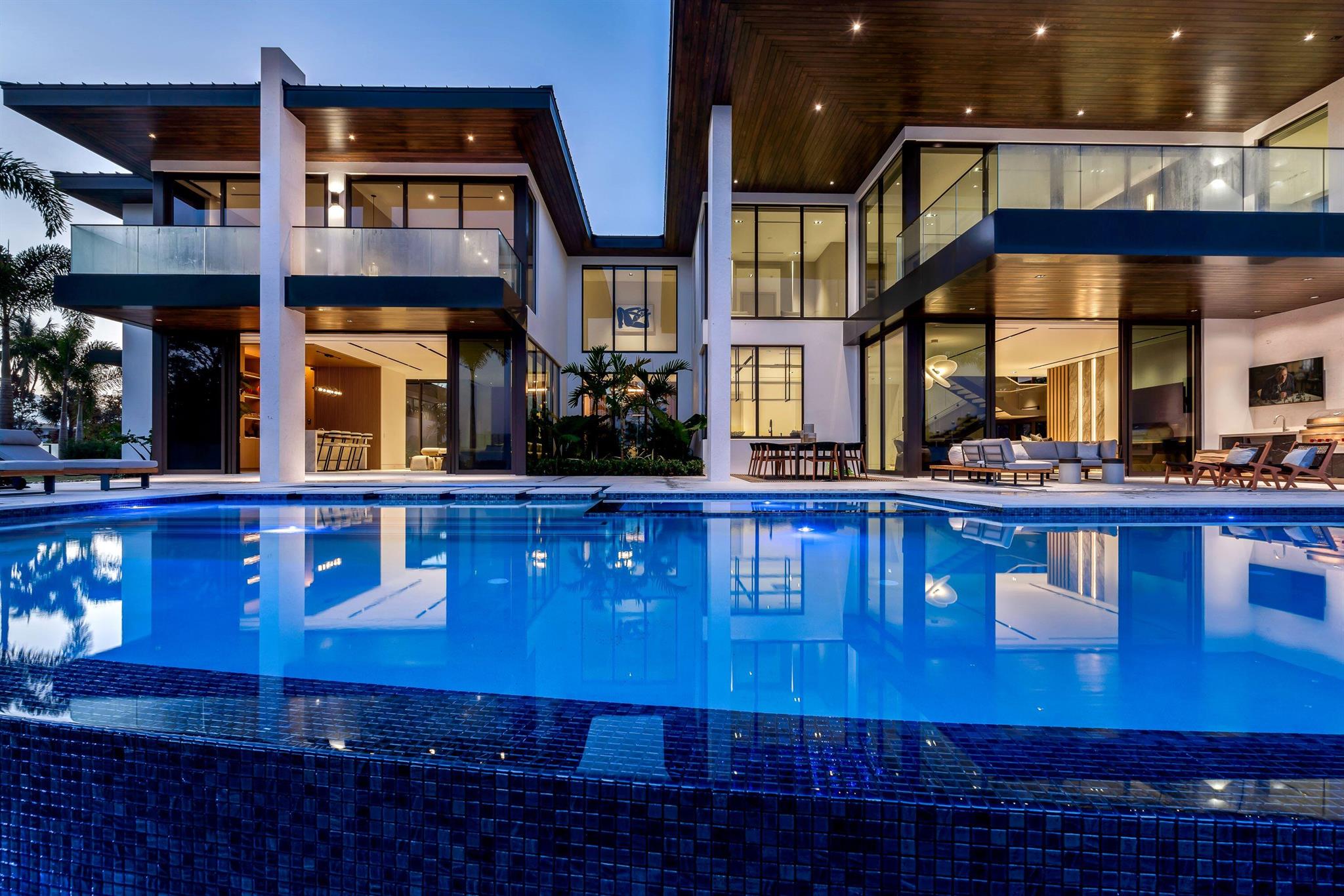 Sun & Surf Club Community - Residential