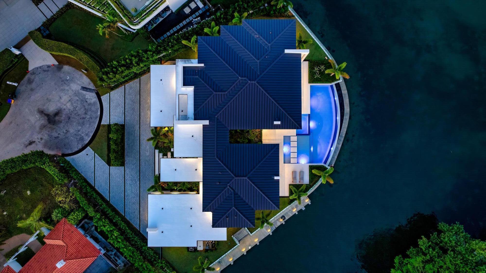 Sun & Surf Club Community - Residential