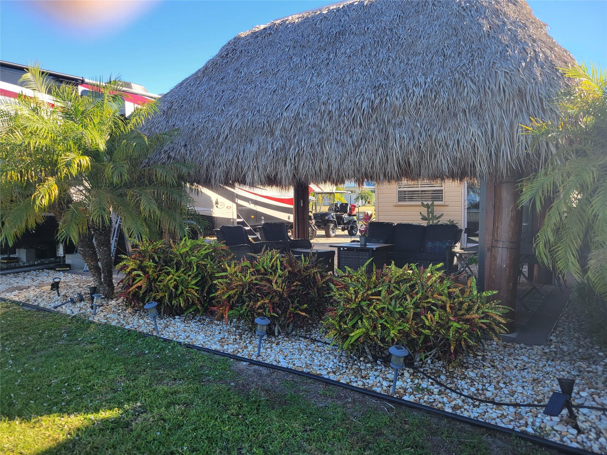 Silver Palms Rv Resort - Land