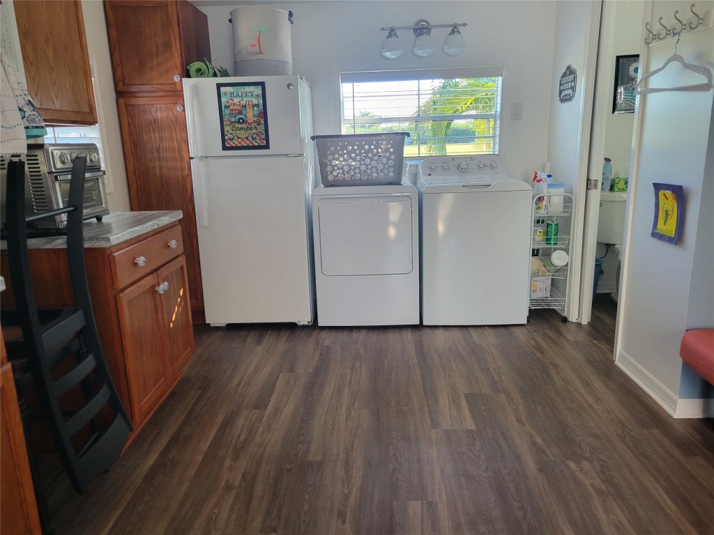 Silver Palms Rv Resort - Land