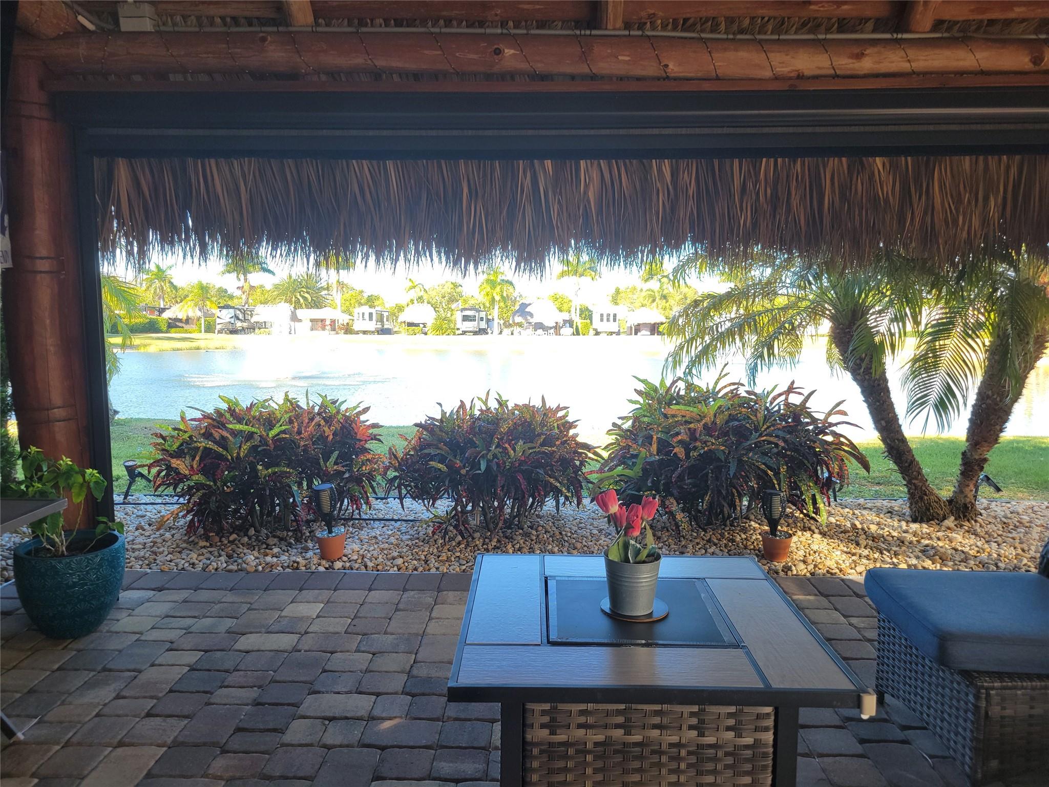 Silver Palms Rv Resort - Land