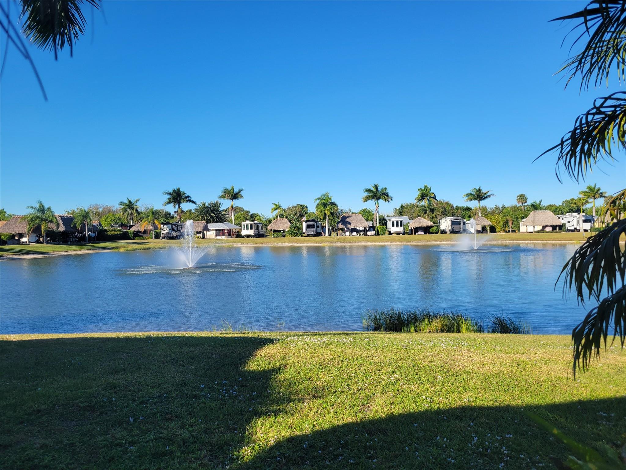 Silver Palms Rv Resort - Land