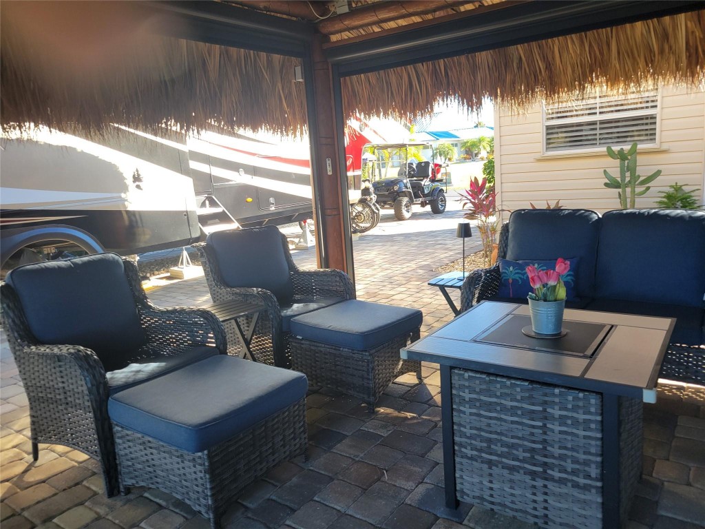 Silver Palms Rv Resort - Land