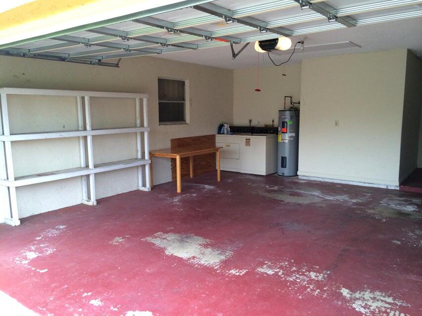 LA MANCHA - Residential Lease