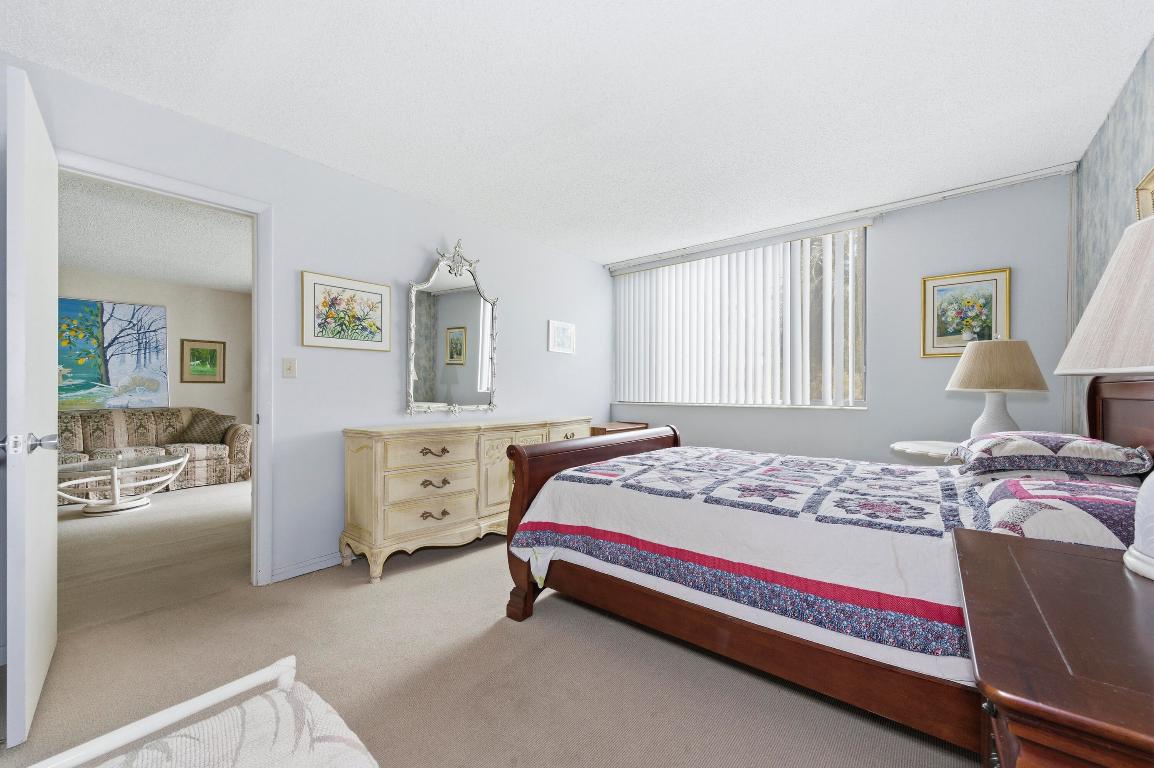 FOUNTAINS OF PALM BEACH CONDO 2 - Residential