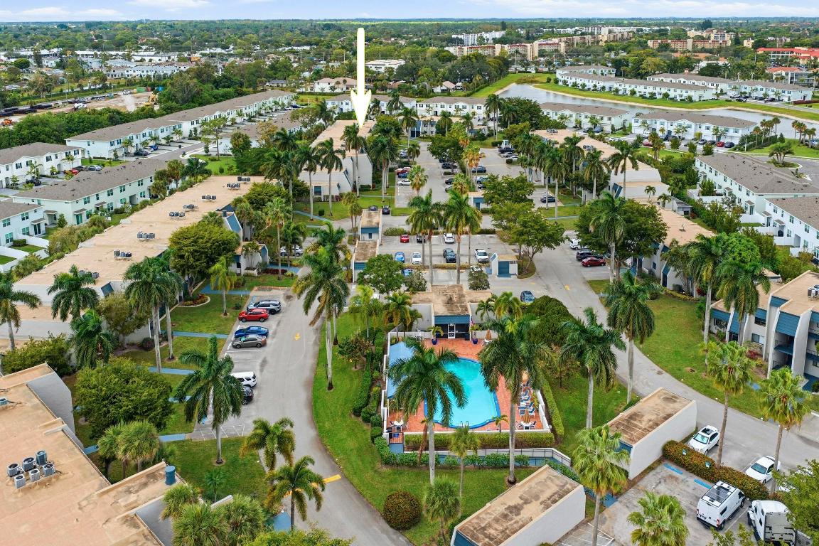 FOUNTAINS OF PALM BEACH CONDO 2 - Residential