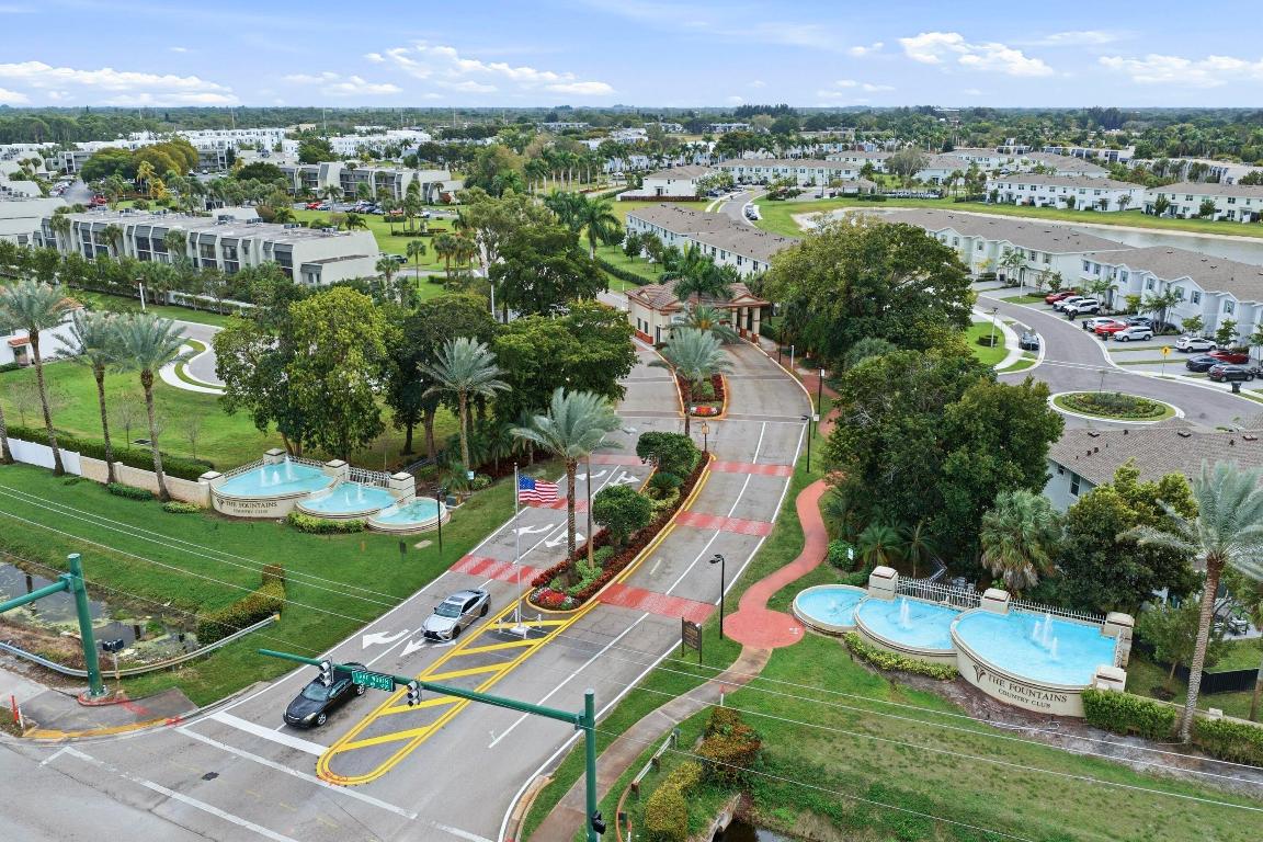 FOUNTAINS OF PALM BEACH CONDO 2 - Residential