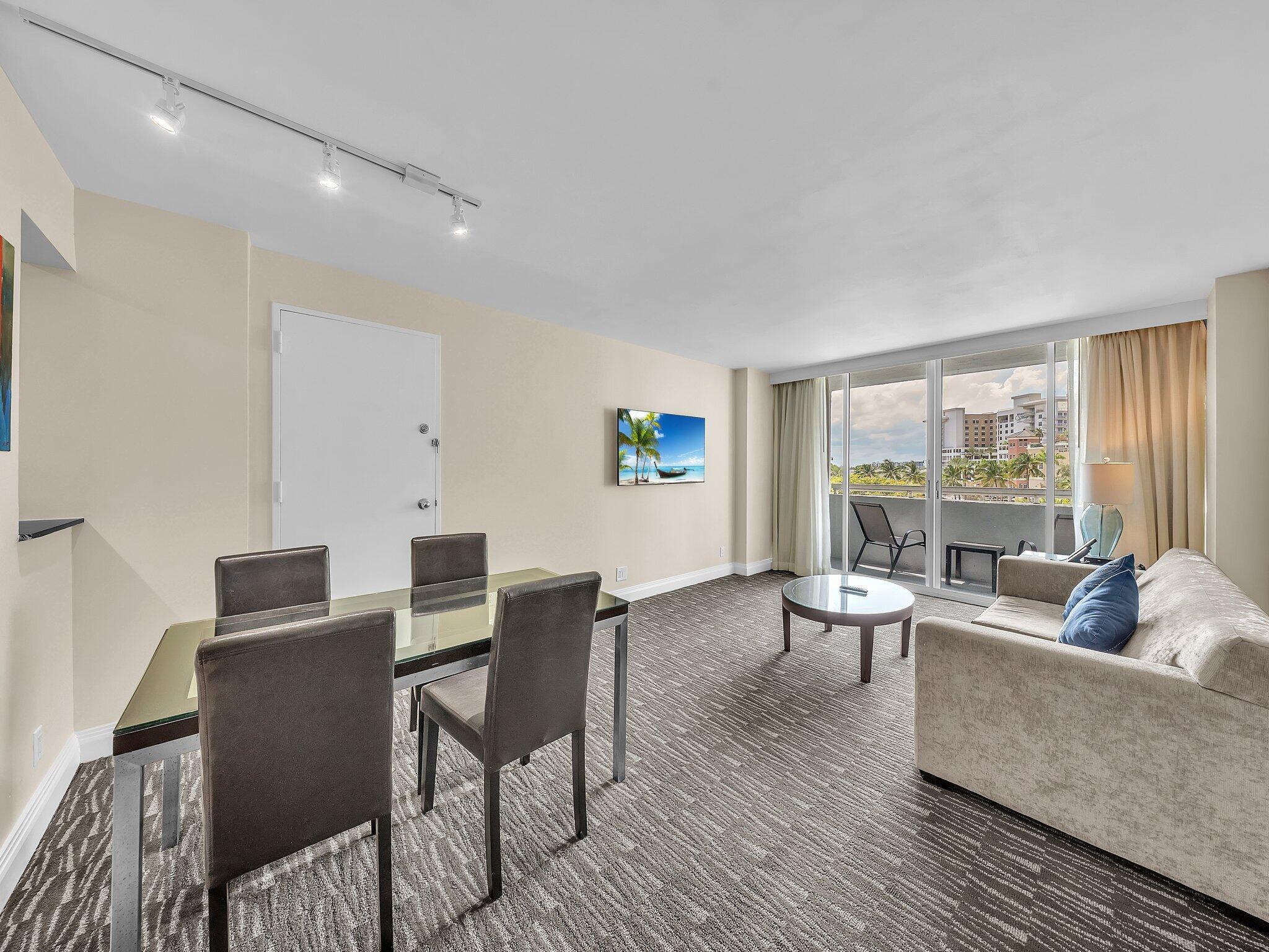 2670 E Sunrise Boulevard 319