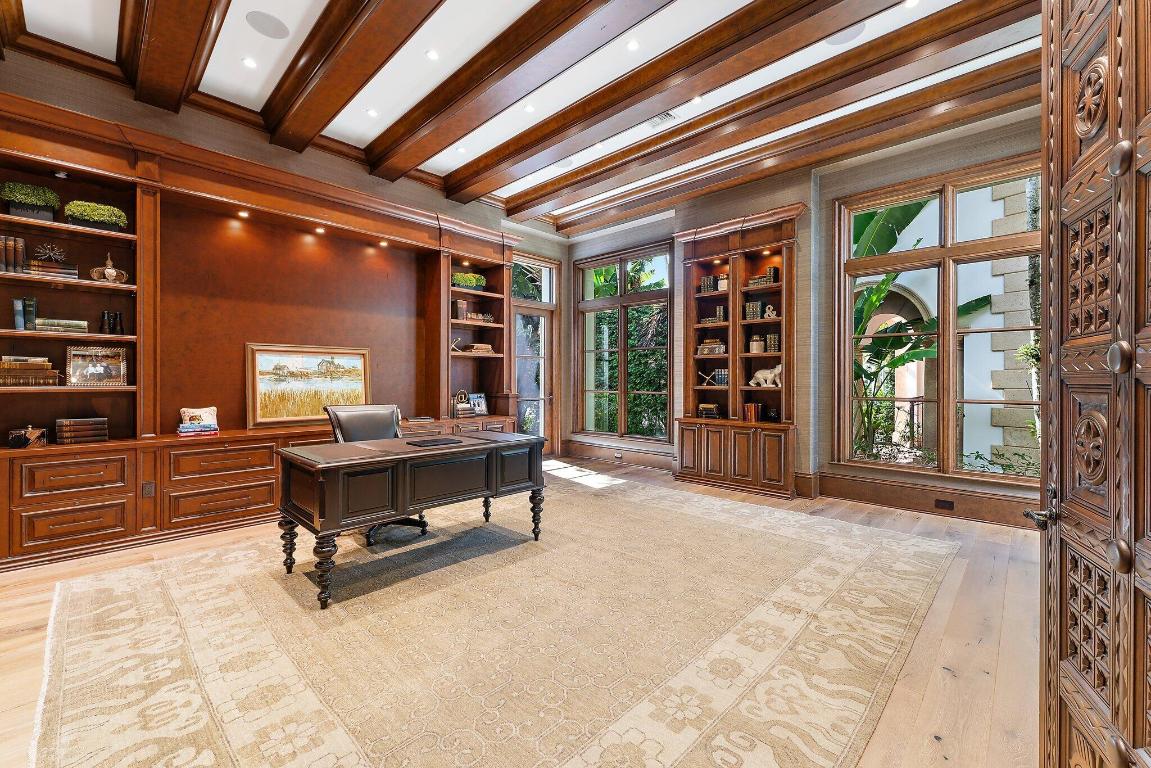 OLD PALM - Residential