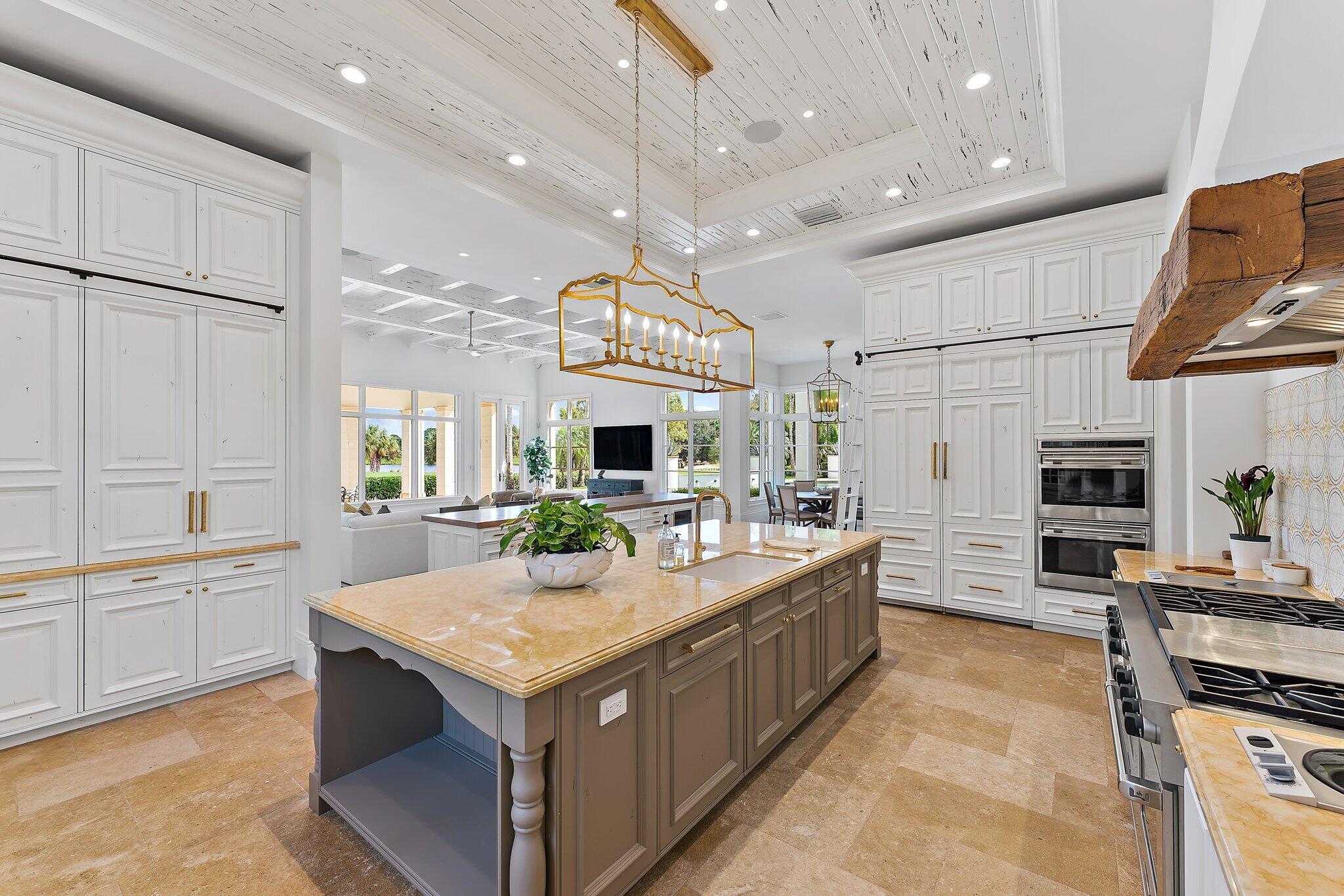 OLD PALM - Residential