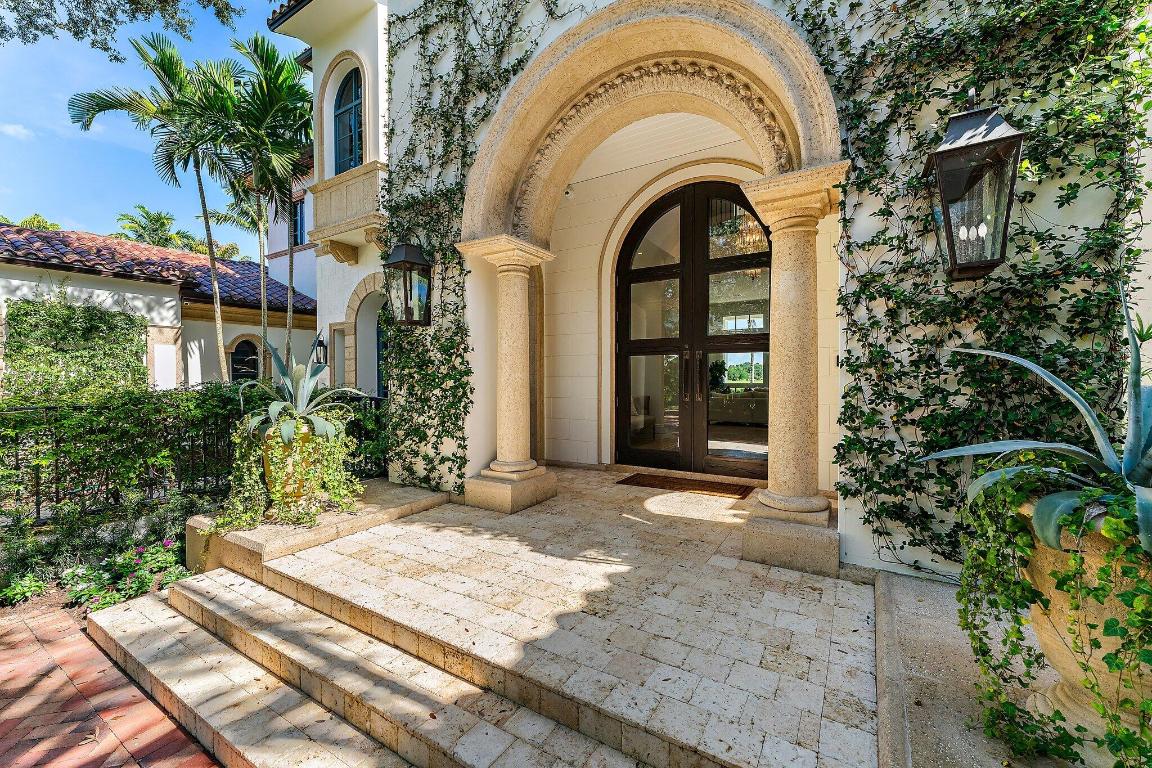 OLD PALM - Residential